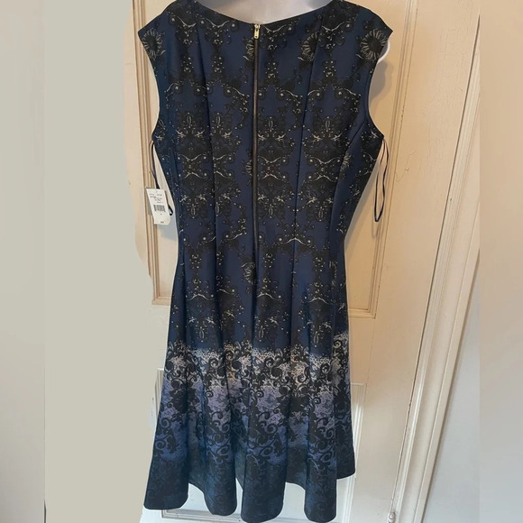 Danny and  Nicole dress - Picture 2 of 5